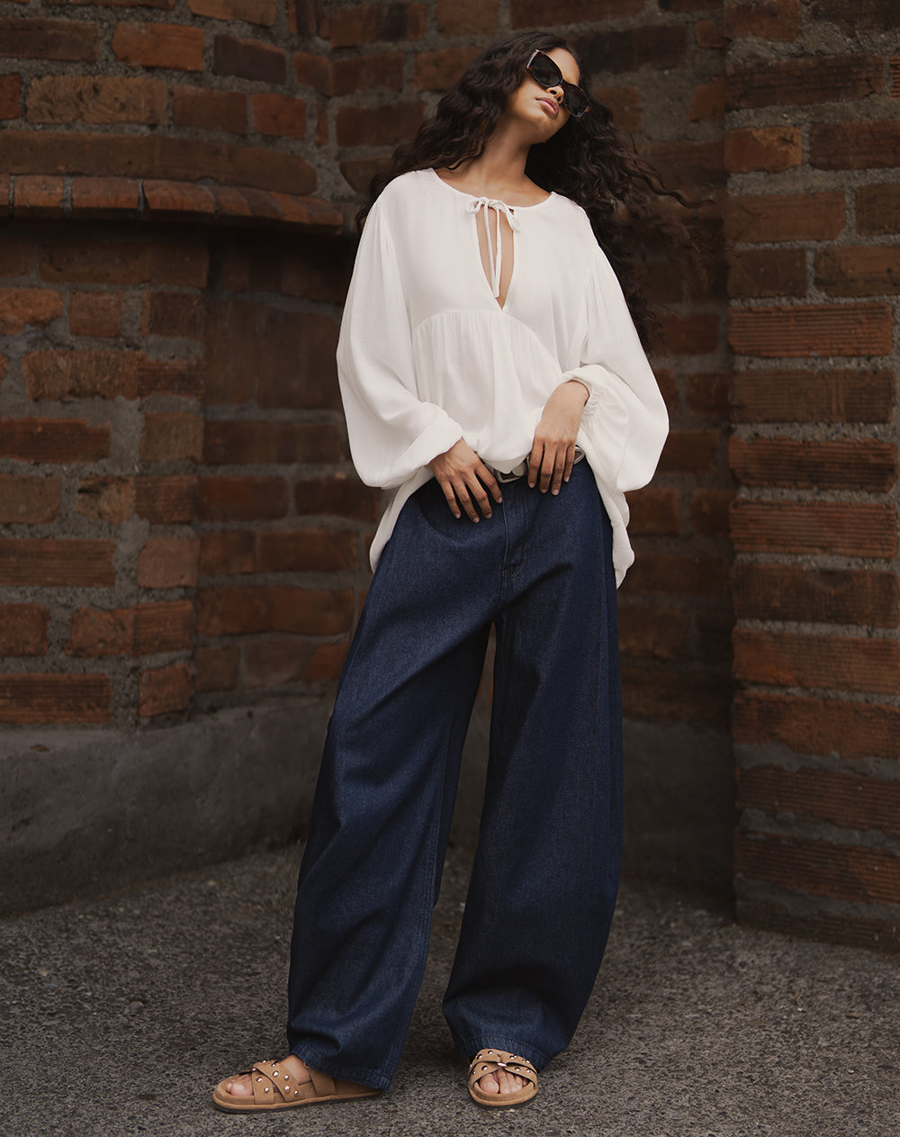 Jean Barrel Índigo Oscuro Mujer